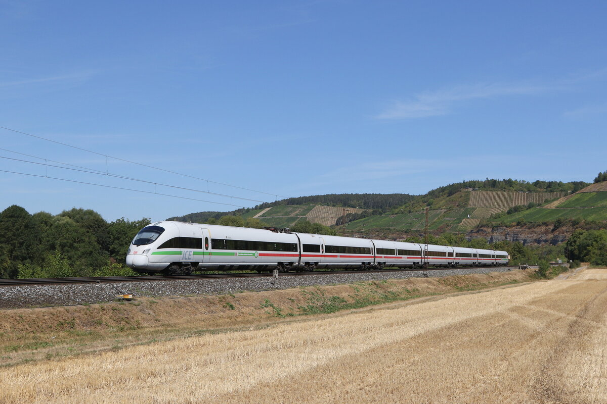 411 026  LEIPZIG  am 8. August 2022 bei Himmelstadt im Maintal.