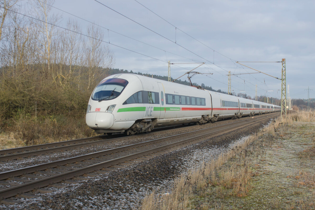 411 061-5  Andernach  ist in Richtung Frankfurt/M. unterwegs,23.11.2021 bei Kerzell.