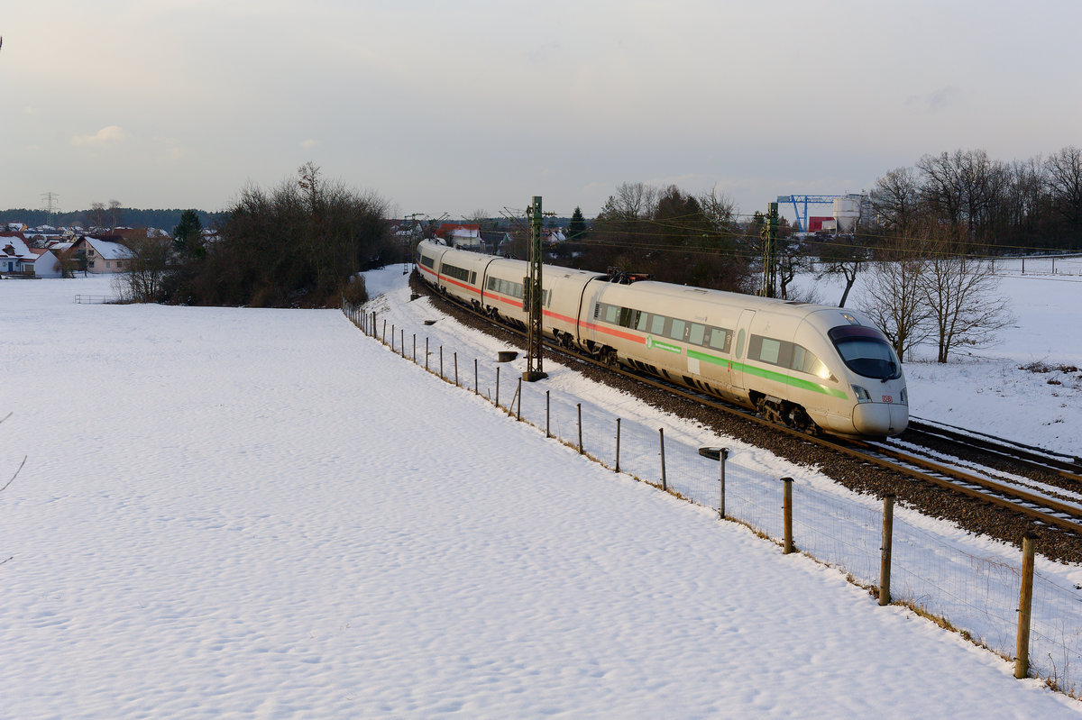 411 068  Ellwangen  als ICE 29 (Frankfurt a. Main Hbf - Wien Hbf) bei Postbauer-Heng, 28.02.2020