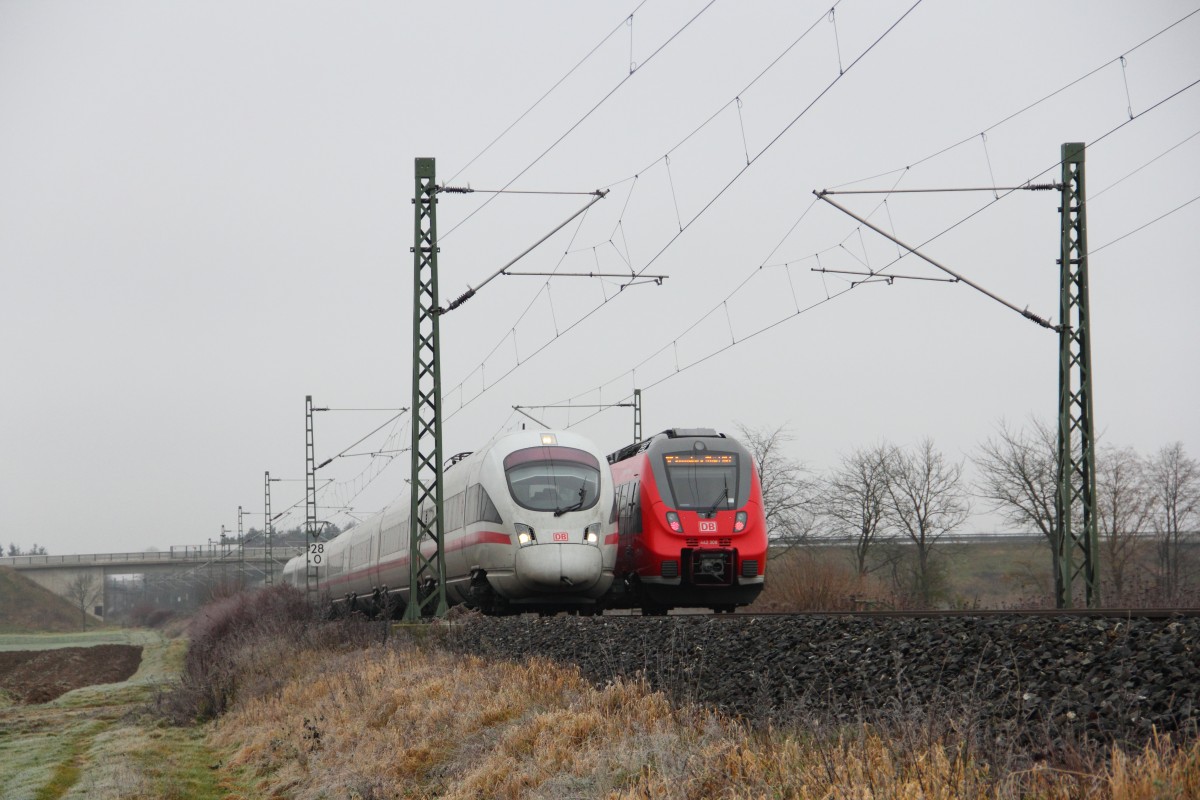 411 511-9  Hansestadt Wismar  trifft 442 308 bei Reundorf am 09.12.2014.