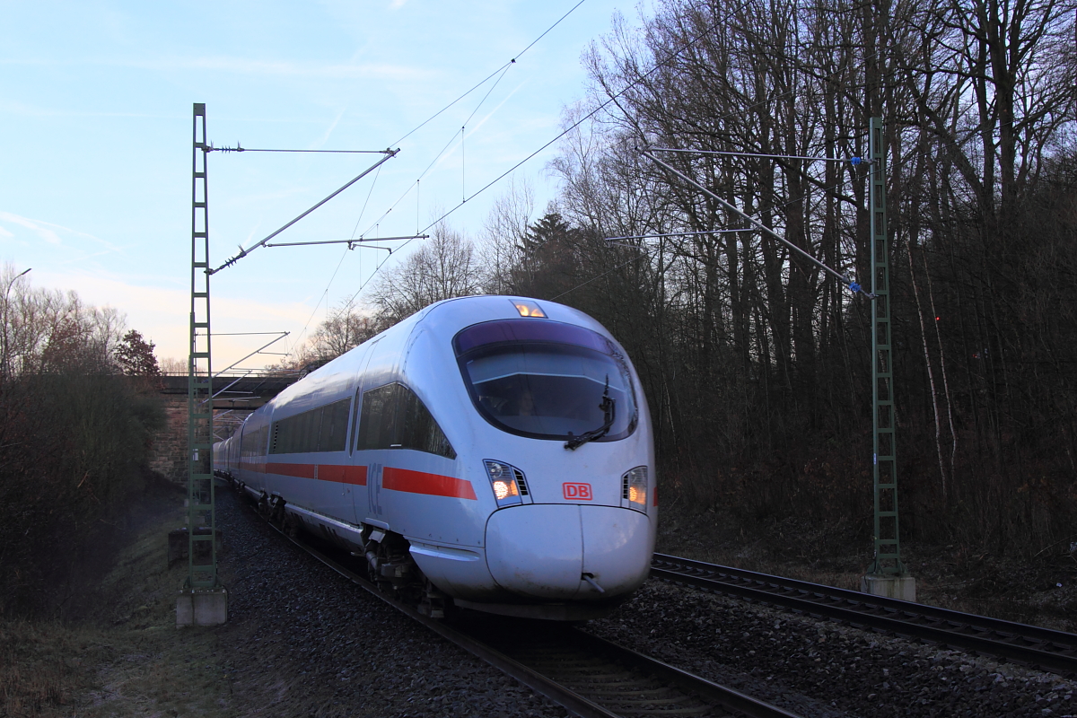 411 526-7  Leipzig  in Michelau/ Oberfranken am 28.12.2015.