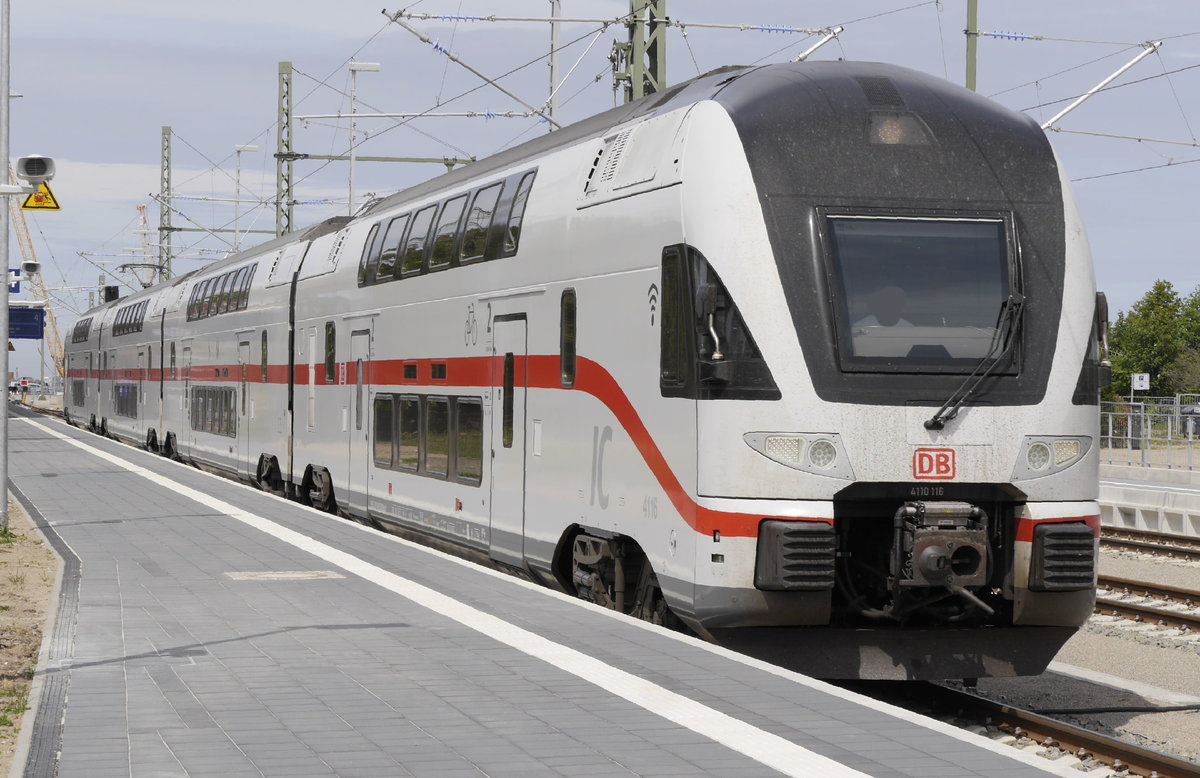 4110 117 verlässt als IC 2271 Warnemünde in Richtung Dresden (10.6.20).