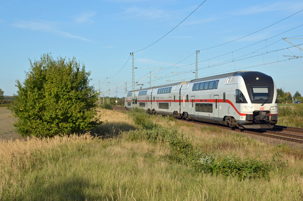 4110 611 rollte am 20.09.20 umleitungsbedingt als IC 2271 durch Gräfenhainichen Richtung Bitterfeld.
