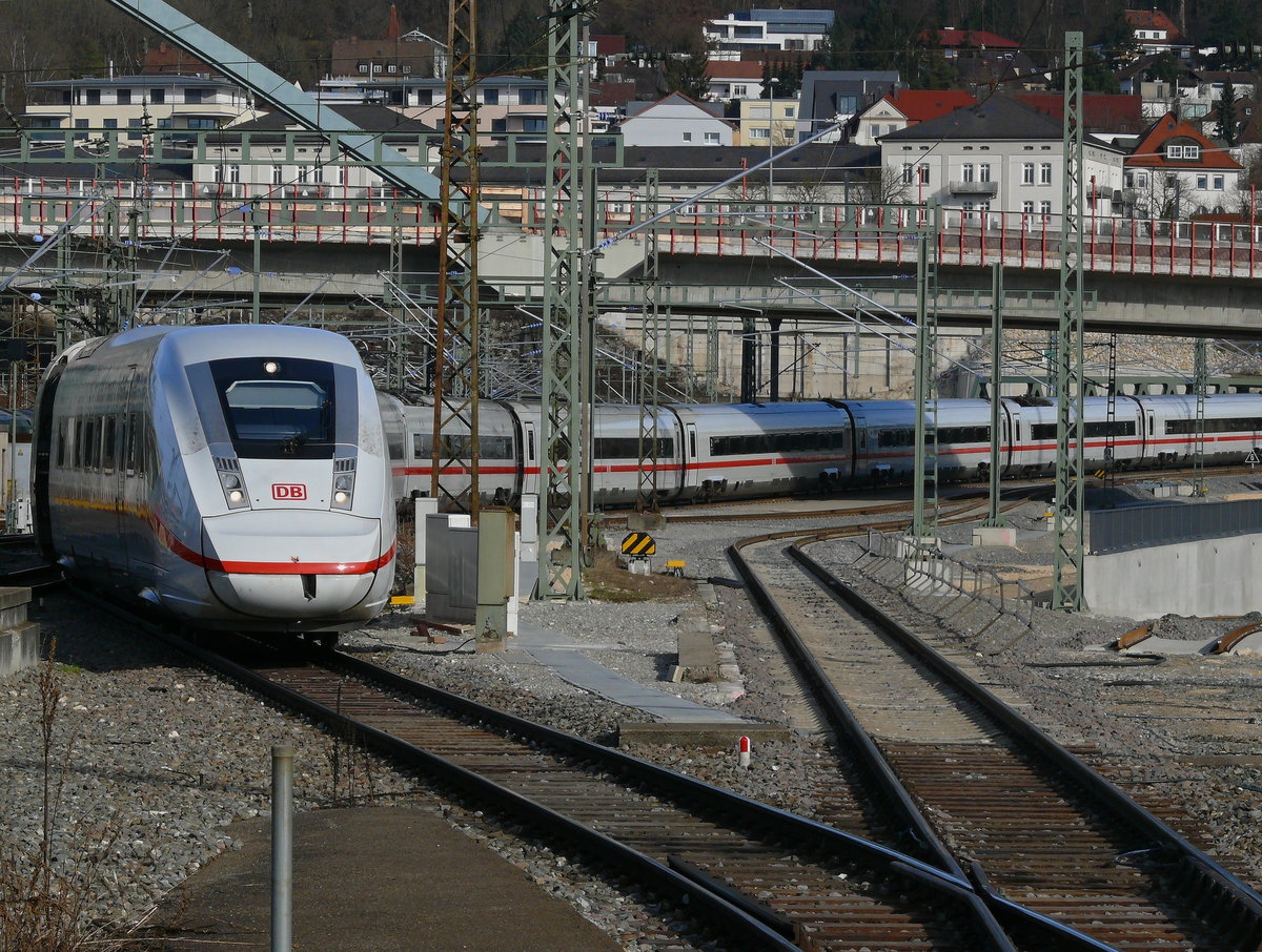 412 025 fuhr als ICE 591 (Hannover Hbf-München Hbf) am 22.2.20 um 10:08 Uhr in den Ulmer Hbf ein