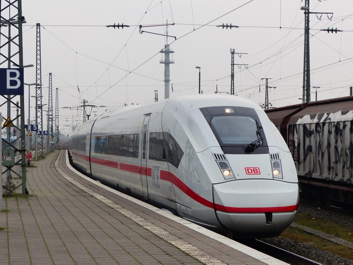 412 234 wird in Rheine als ICE 605 eingesetzt (wegen Bauarbeiten), 28.02.2024