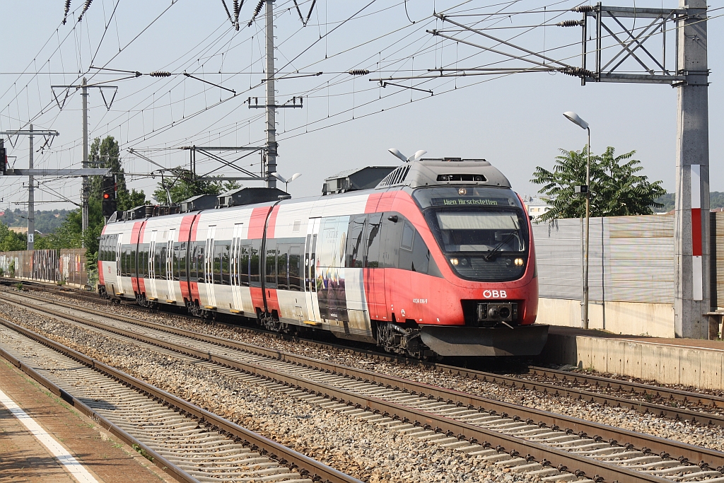 4124 016-9 als S80 (Zug 25018) fährt am 24.Juli 2015 in Wien Haidestraße ein.