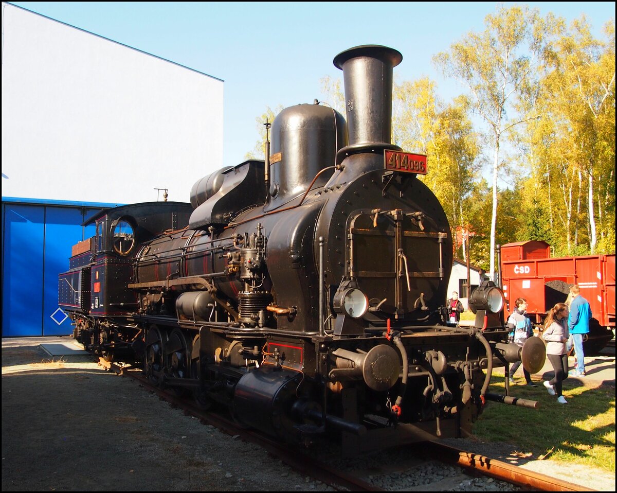 414 096 am 10.10.21 im Eisenbahnmuseum Lužná u Rakovníka.
