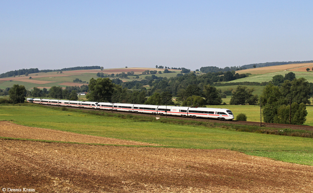 415 021 + 411 080 als ICE 1557 am 21.08.2015 bei Haunetal-Neukirchen.