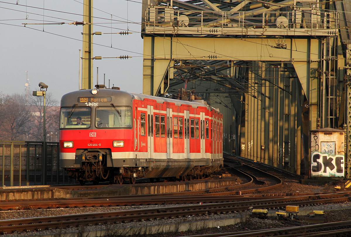 420 464 ; Köln Hbf am 19.02.2016