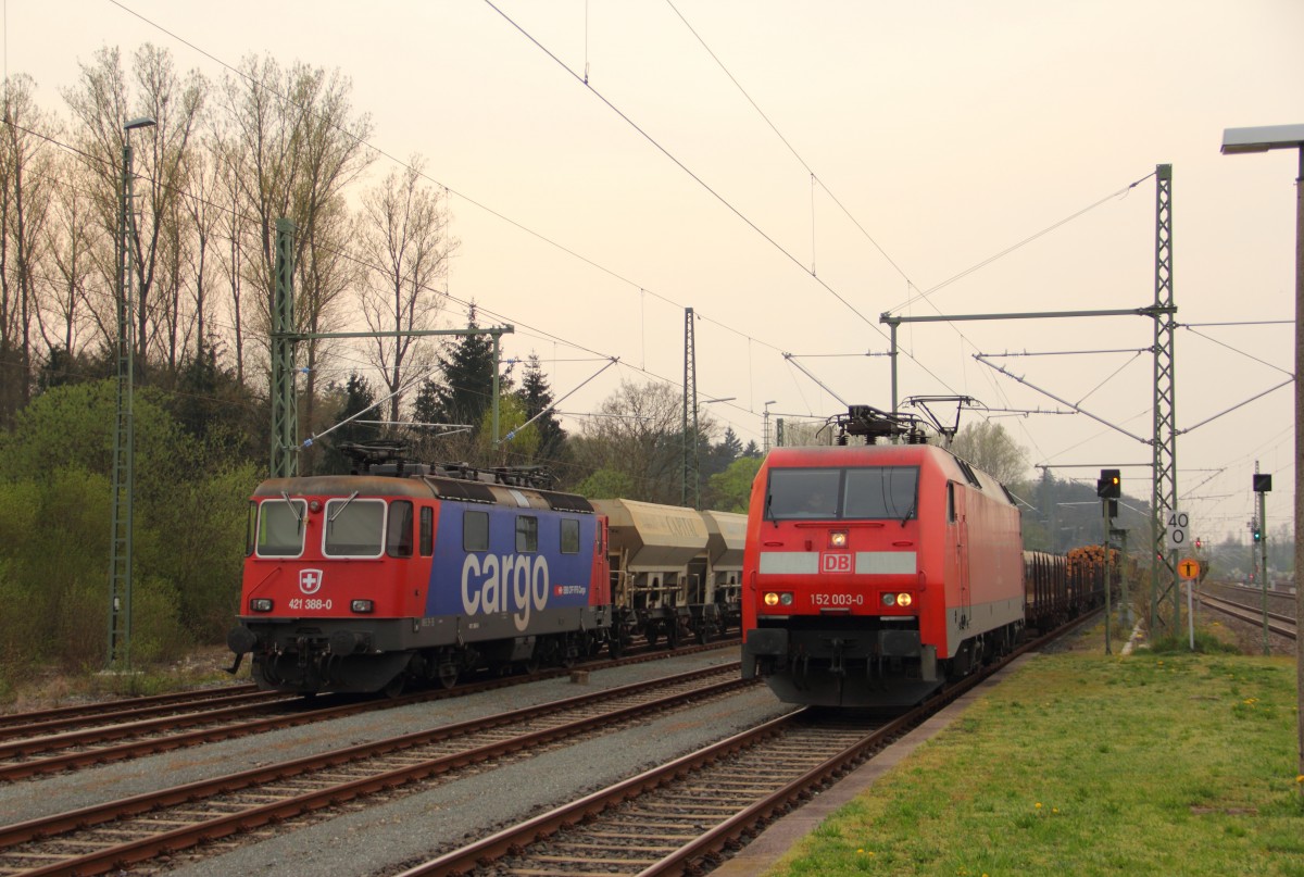 421 388-0 SBB Cargo + 152 003-0 DB Schenker in Hochstadt/ Marktzeuln am 05.04.2014.