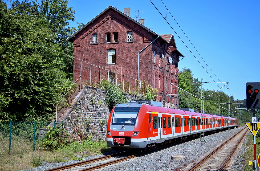 422 561 + 422 563, Hösel, S6, 10.08.2022.