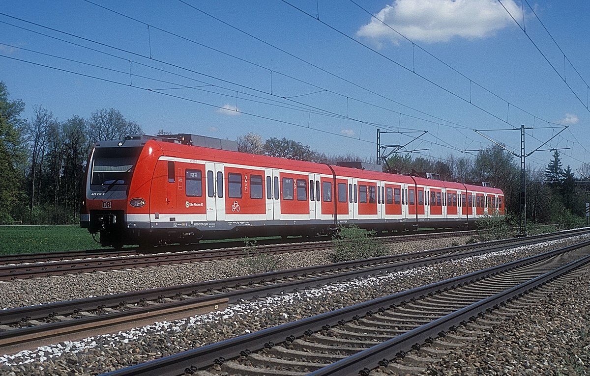 423 237  bei Zorneding  19.04.09