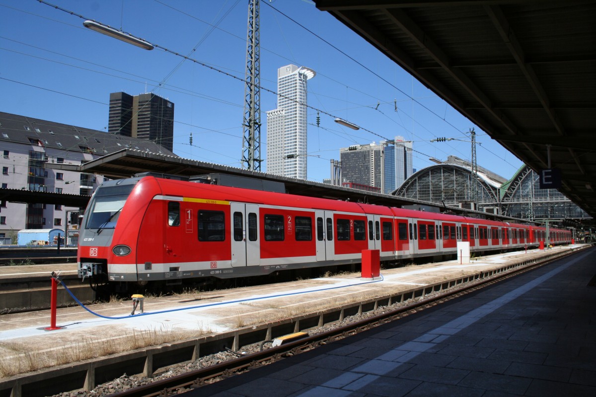 423 399-5 Einfahrt Frankfurt am Main Hbf 15.07.2006