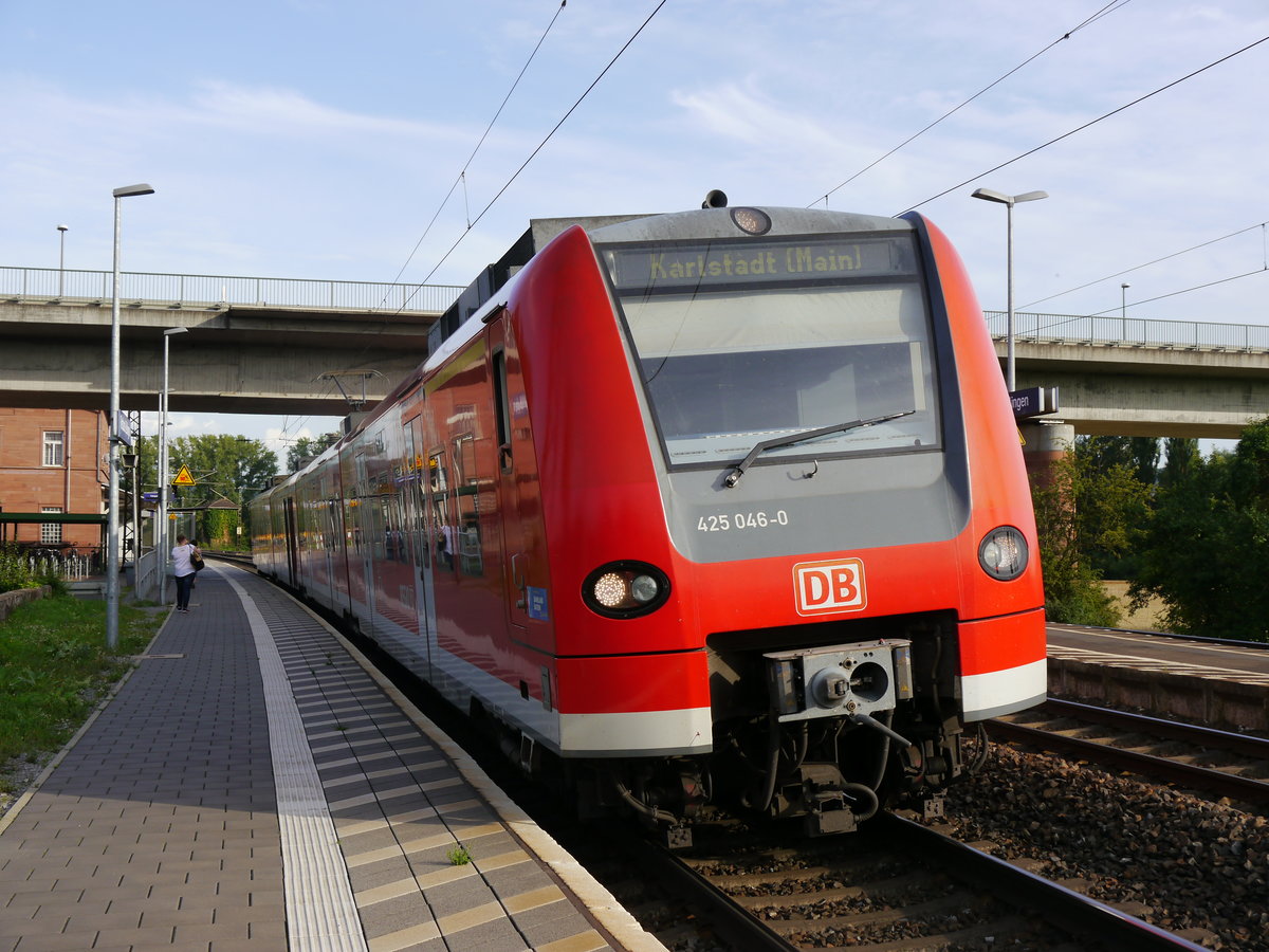 425 046 fuhr am 05.08.2016 außerplanmäßig auf der RB nach Karlstadt (Main) und hielt hier auch in Retzbach-Zellingen an.