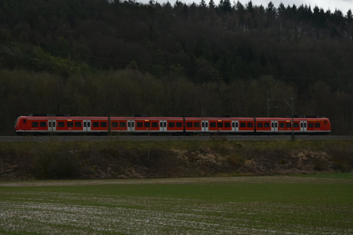 425 228 zwischen Neckarburken und Mosbach/West als S1 nach Neustadt/Weinstrae am Vormittag des 11.3.2020