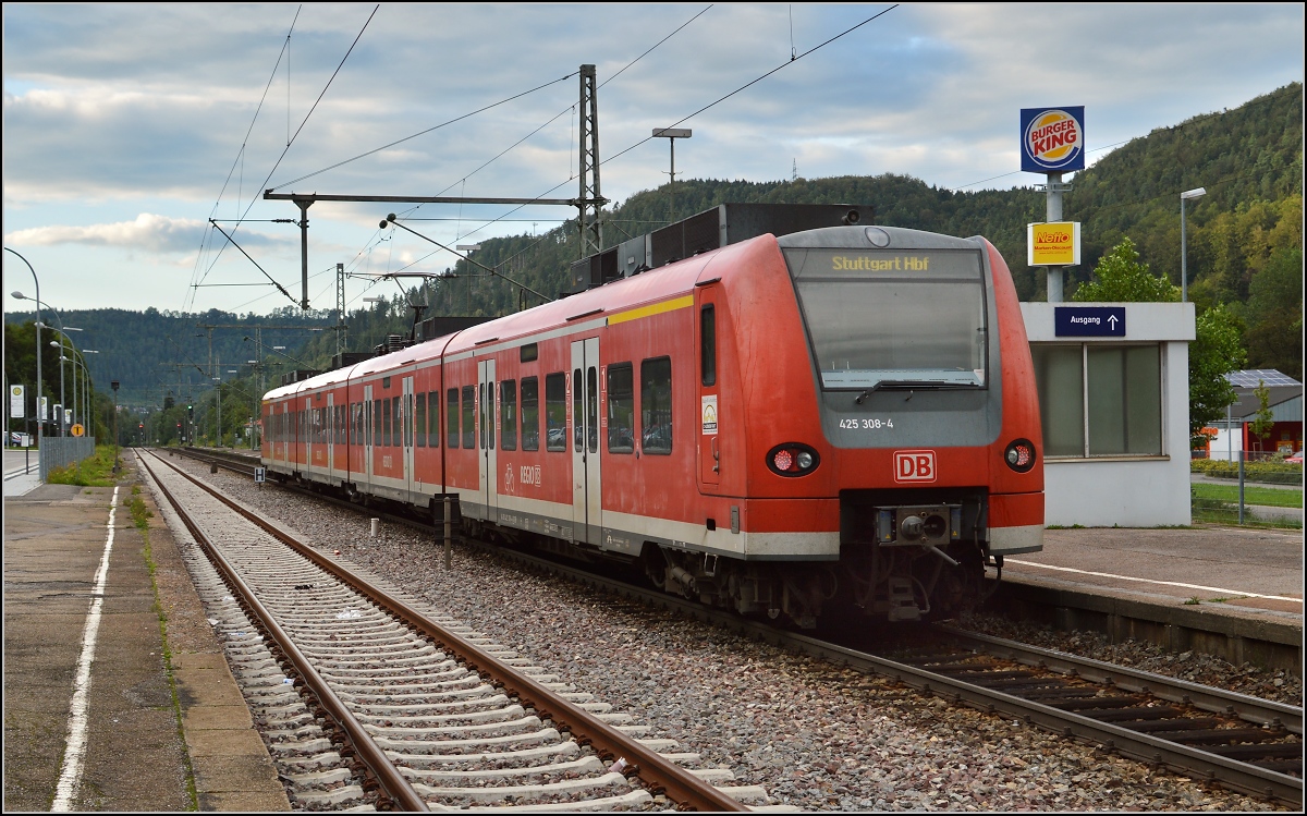 425 308 in Oberndorf am Neckar. August 2014.