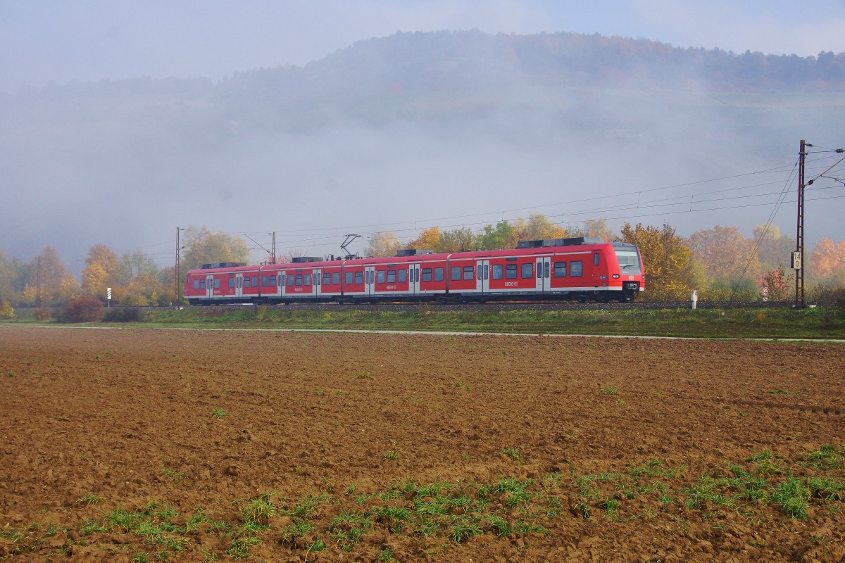 425 646-7 ist hier auf einer Probefahrt in Richtung Würzburg unterwegs gesehen bei Thüngersheim am 27.10.15
