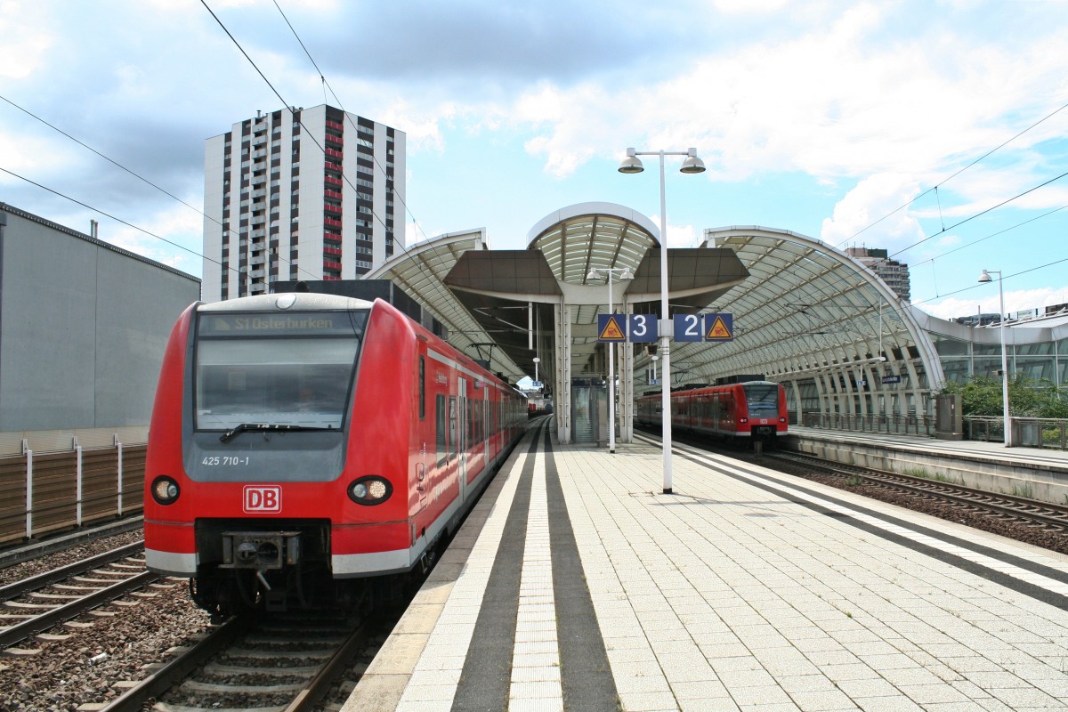 425 710-1 als S1 nach Osterburken am 24.05.14 beim Verlassen des Bahnhofs Ludwigshafen (Rhein) Mitte.