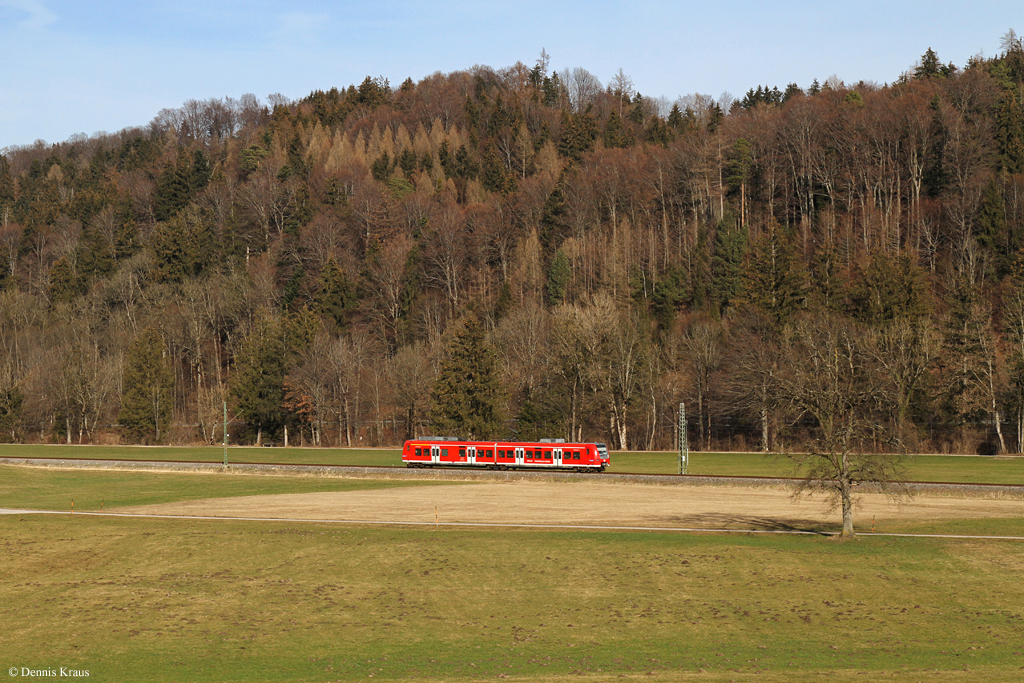 426 030 als RB 27522 am 06.02.2016 bei Traundorf.