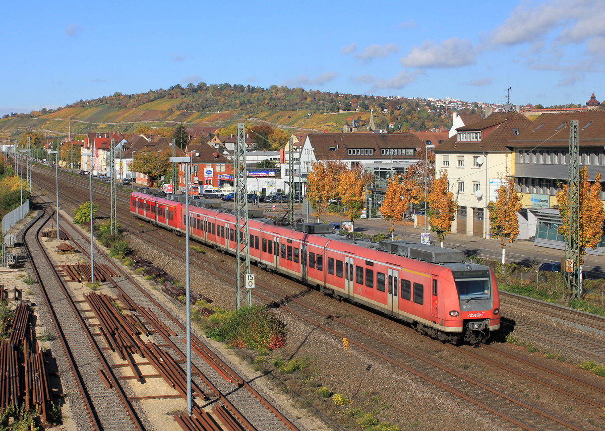 426 xxx+425 304 als RB10b Tübingen-Heilbronn am 27.10.2020 in Oberesslingen. 