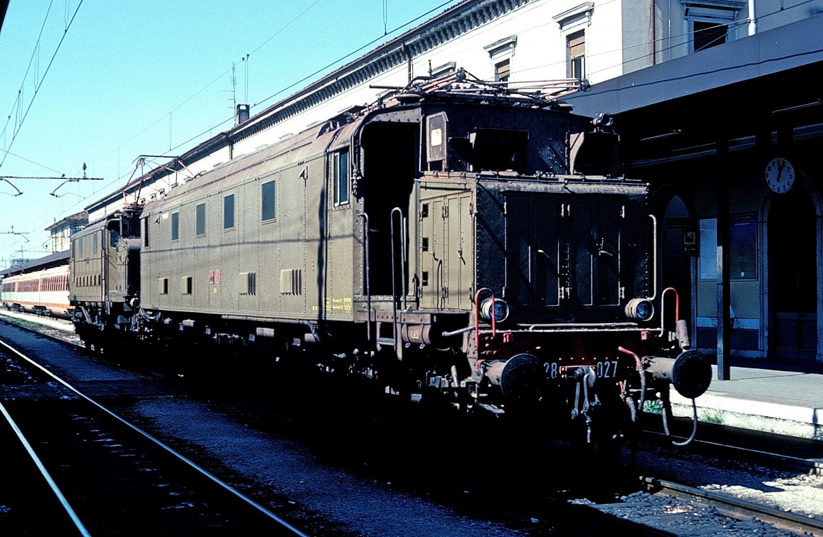 428 027 + 626 109  Udine  07.09.85