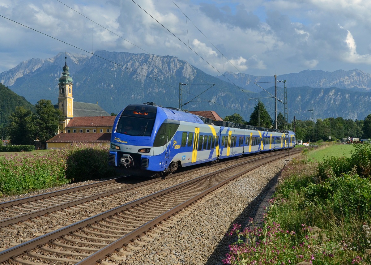 430 003 (ET 303) als M nach München am 08.08.2014 bei Niederaudorf.
