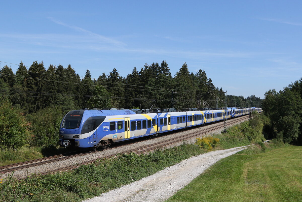 430 020, 430 015 und 43 002 auf dem Weg nach München am 2. September 2022 bei Grabenstätt.