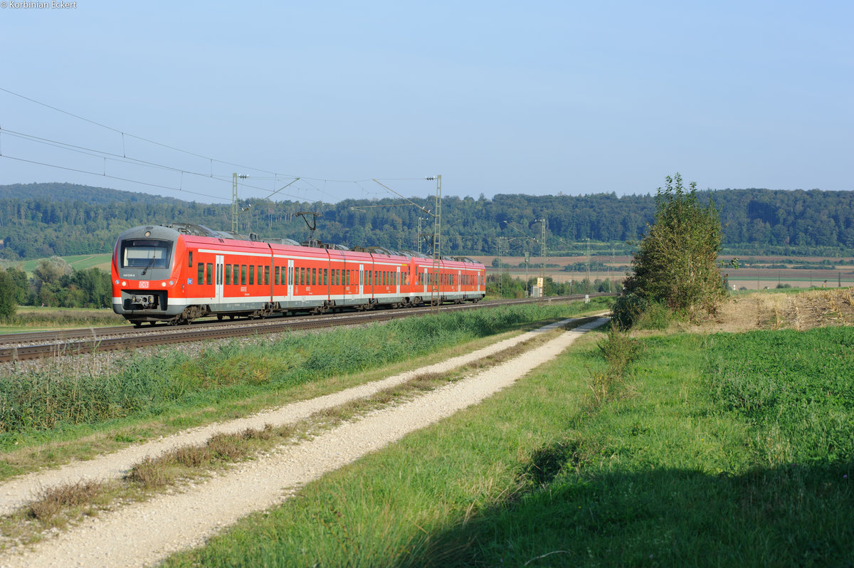 440 038-8 + 440 822-5 mit der RB 58126 Treuchtlingen - Würzburg bei Wettelsheim, 24.09.2016