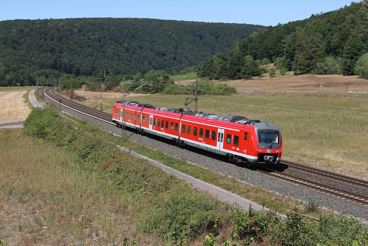 440 326 aus Gemünden kommend am 6. August 2022 bei Harrbach am Main.