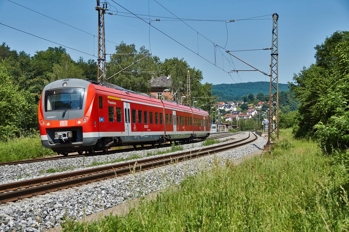 440 802-7 ist am 07.06.16 als RB 58035 auf dem Weg nach Bamberg abgelichtet wurde er in Rieneck. 
