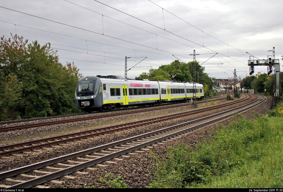 440 916 (Alstom Coradia Continental) der agilis Eisenbahngesellschaft mbH & Co. KG, im Dienste der Abellio Rail Baden-Württemberg GmbH, als RB 19526 (RB17a) von Stuttgart Hbf nach Pforzheim Hbf fährt in Asperg auf der Bahnstrecke Stuttgart–Würzburg (Frankenbahn | KBS 780).
[26.9.2019 | 17:30 Uhr]