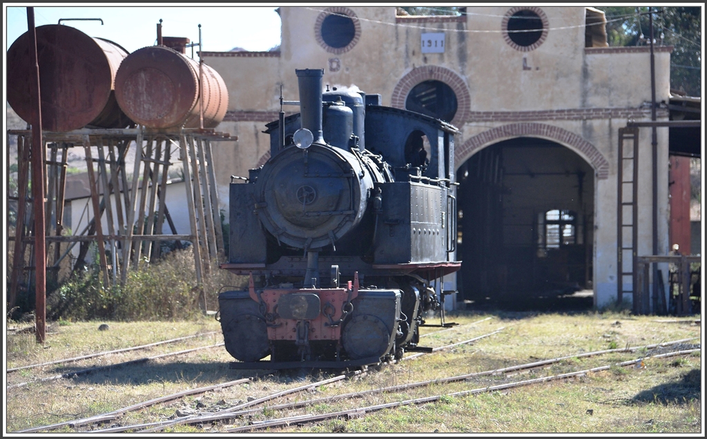 440.008 vor dem Depot Locomotiva Asmara. (11.12.2014)
