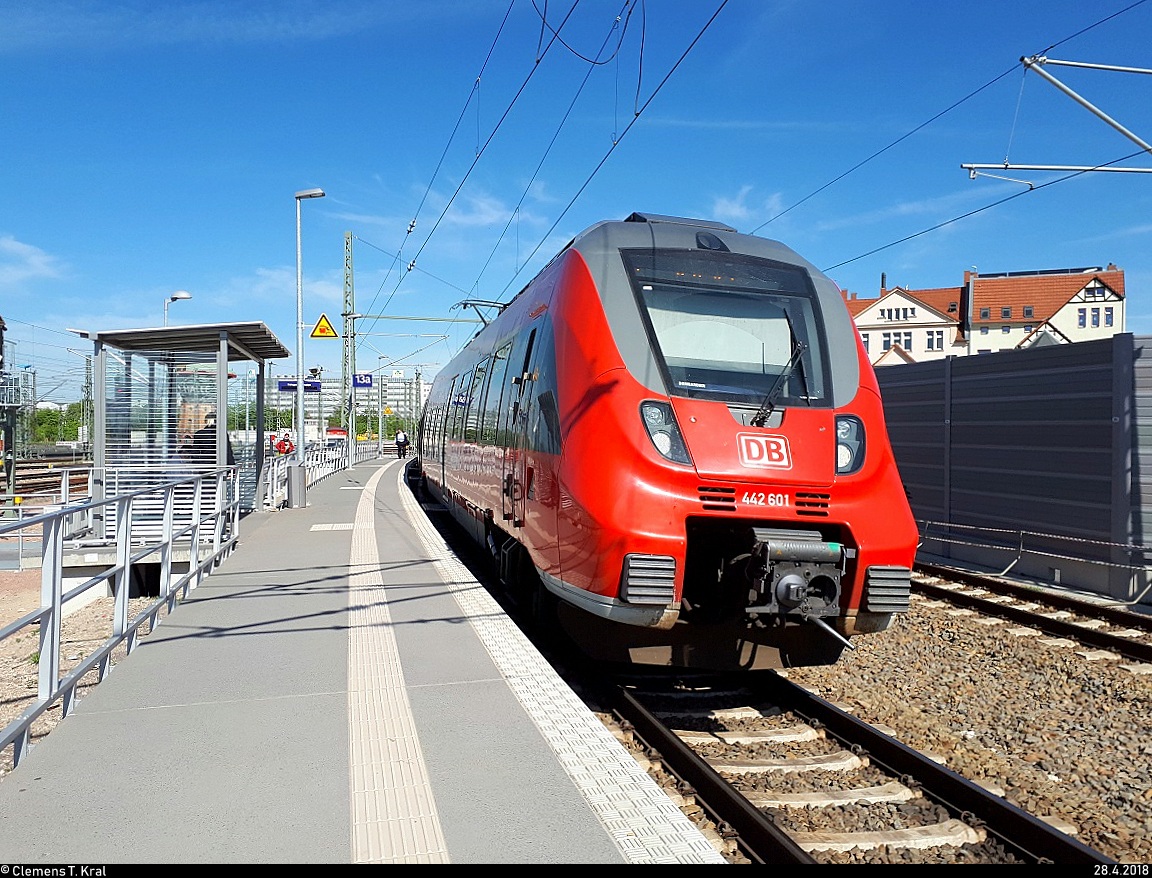 442 101 (Bombardier Talent 2) der S-Bahn Mitteldeutschland (DB Regio Südost) als S 37725 (S7) von Halle-Nietleben steht in ihrem Endbahnhof Halle(Saale)Hbf Gl. 13a. [28.4.2018 | 10:43 Uhr]