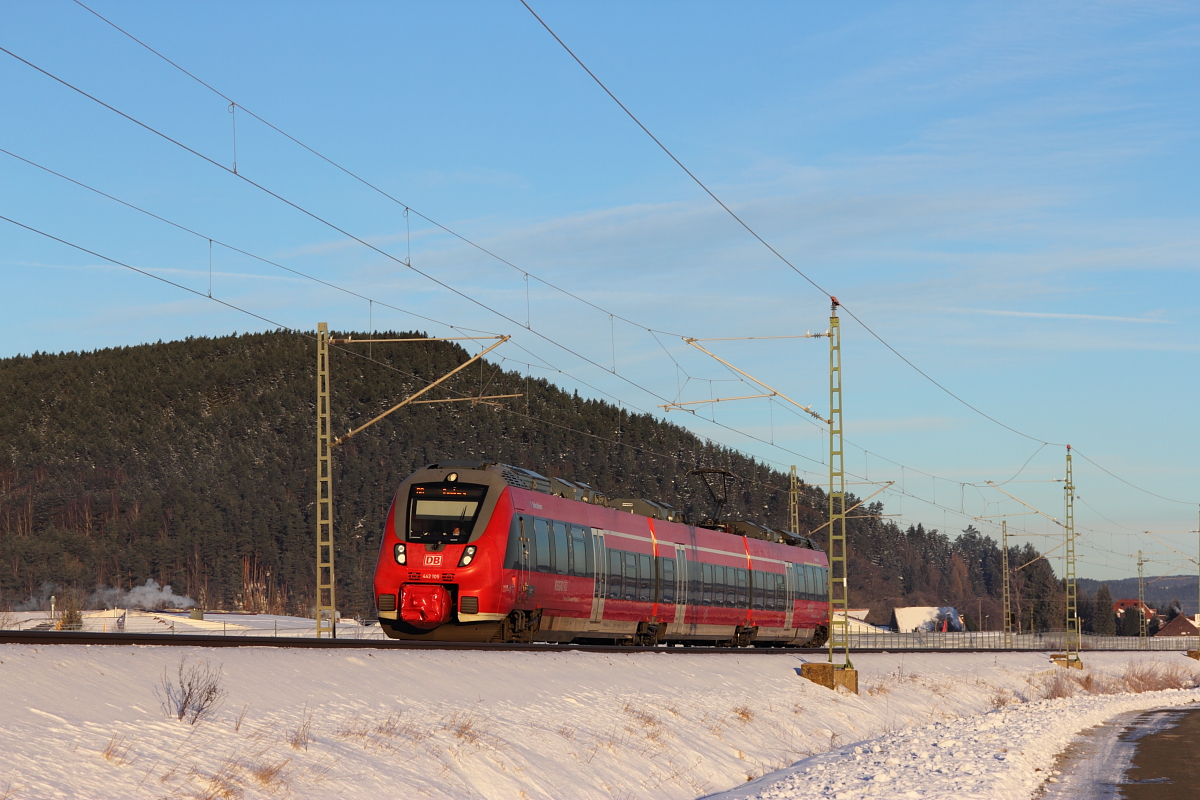442 105  Stockheim  DB Regio bei Kronach am 20.01.2017.