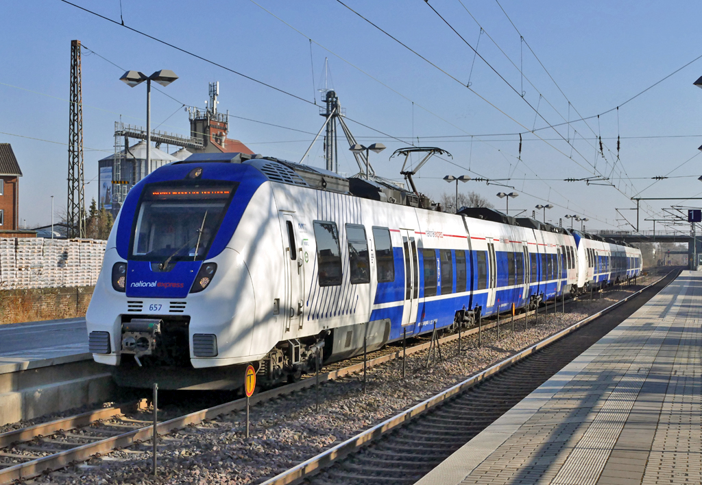442 157-5 National-Express Nr. 657 als RB48 nach Wuppertal im Bf Sechtem - 14.02.2017
