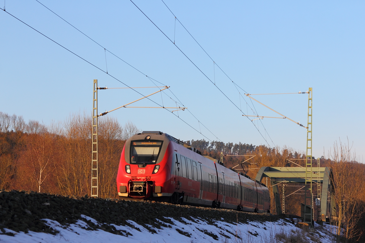 442 271 DB Regio bei Unterlangenstadt am 26.01.2017.