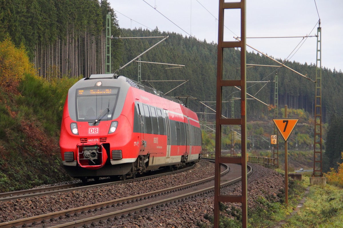 442 275 DB Regio bei Steinbach im Frankenwald am 23.10.2015. 