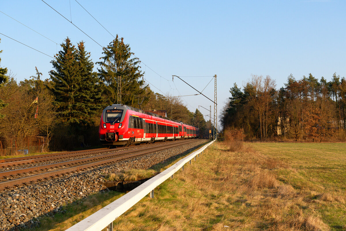 442 276 DB Regio als RE 4912/4932 (Nürnberg Hbf - Saalfeld (Saale) / Sonneberg (Thür) Hbf bei Bamberg, 24.03.2021