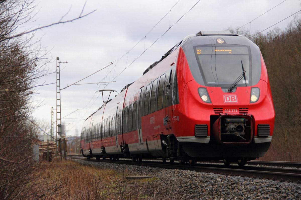 442 276 DB Regio bei Michelau am 16.02.2014.