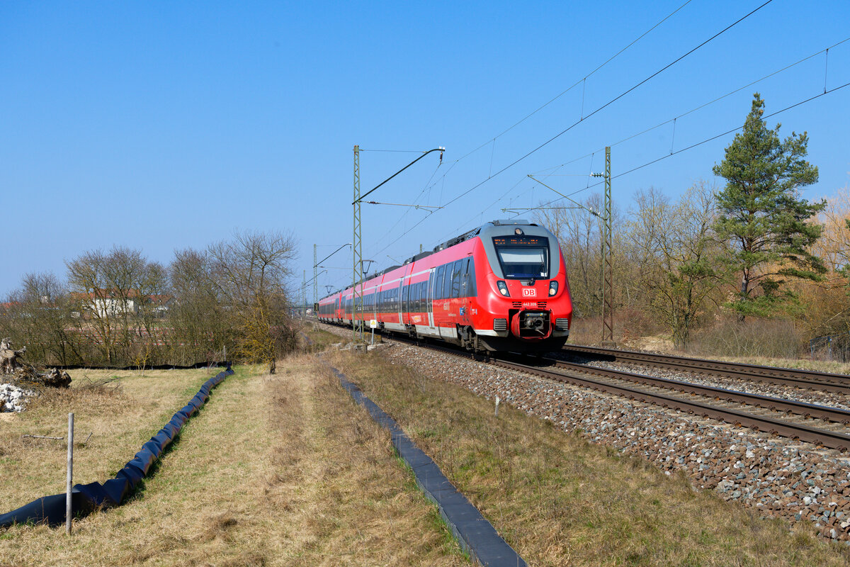 442 309 DB Regio als RE 4927/4907 (Sonneberg (Thür) Hbf / Saalfeld (Saale) - Nürnberg Hbf) bei Hirschaid, 24.03.2021