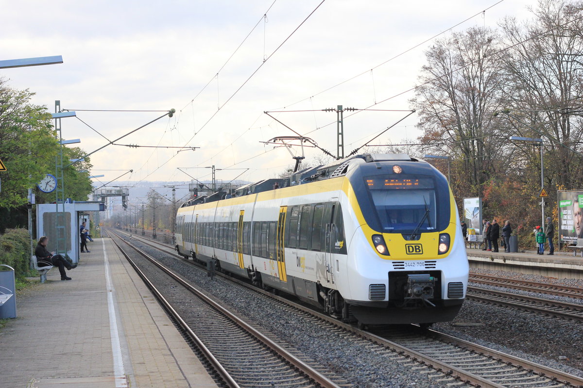 442 702 als RB nach Gaildorf West am 30.11.2019 in Stuttgart-Sommerrain. 