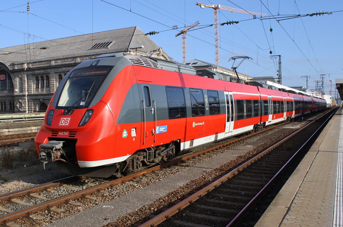 442 747-2 erreicht am 15.11.2018 als S1	von Bamberg nach Hartmannshof den Nürnberger Hauptbahnhof.