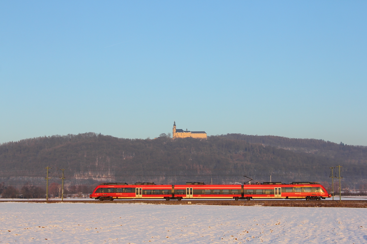 442 772 DB Regio bei Lichtenfels unterhalb von Kloster Banz am 27.01.2017.