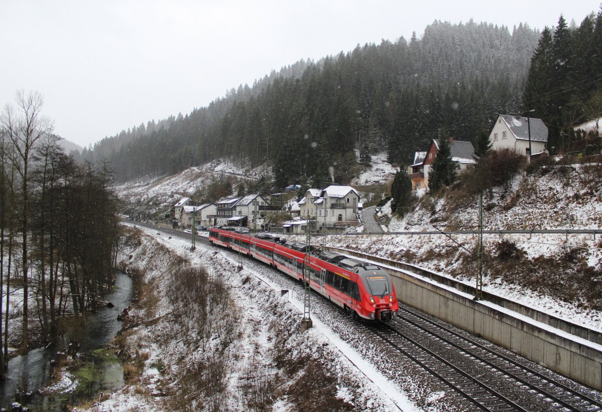 442 803 zu sehen am 25.01.15 bei Lauenstein.
