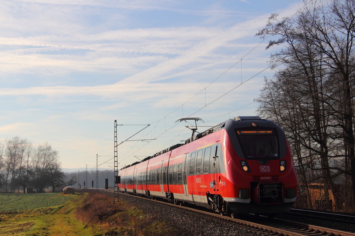 442 807 DB Regio bei Staffelstein am 17.12.2013.