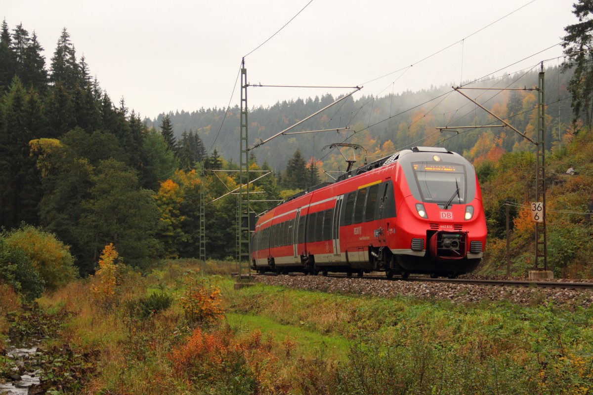 442 810 DB Regio auf der Frankenwaldrampe bei Förtschendorf am 09.10.2015
