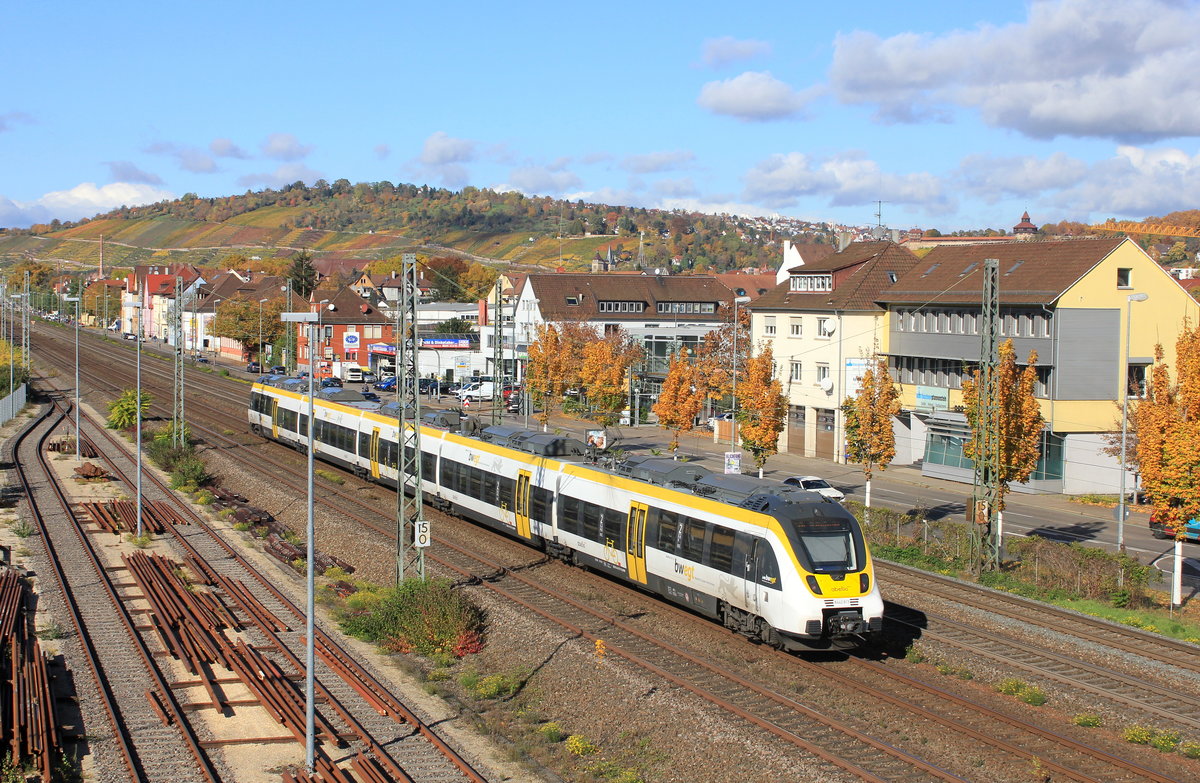 442 813 als RB10b Tübingen-Heilbronn am 27.10.2020 in Oberesslingen. 