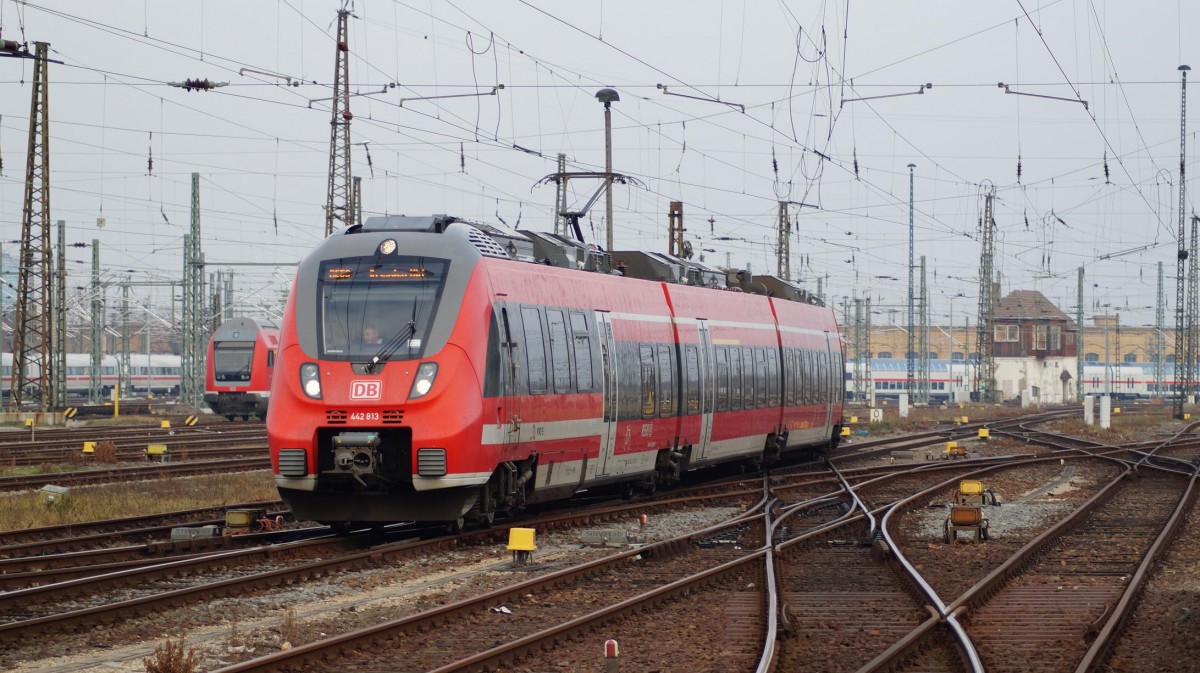 442 813 als RE 50 Saxonia-Express Dresden - Leipzig bei Einfahrt Leipzig Hbf 03.01.2015