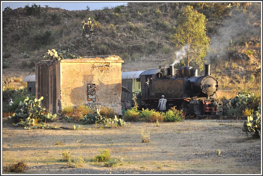 442.59 hat die Ausweiche am Summit erreicht. (04.12.2014)