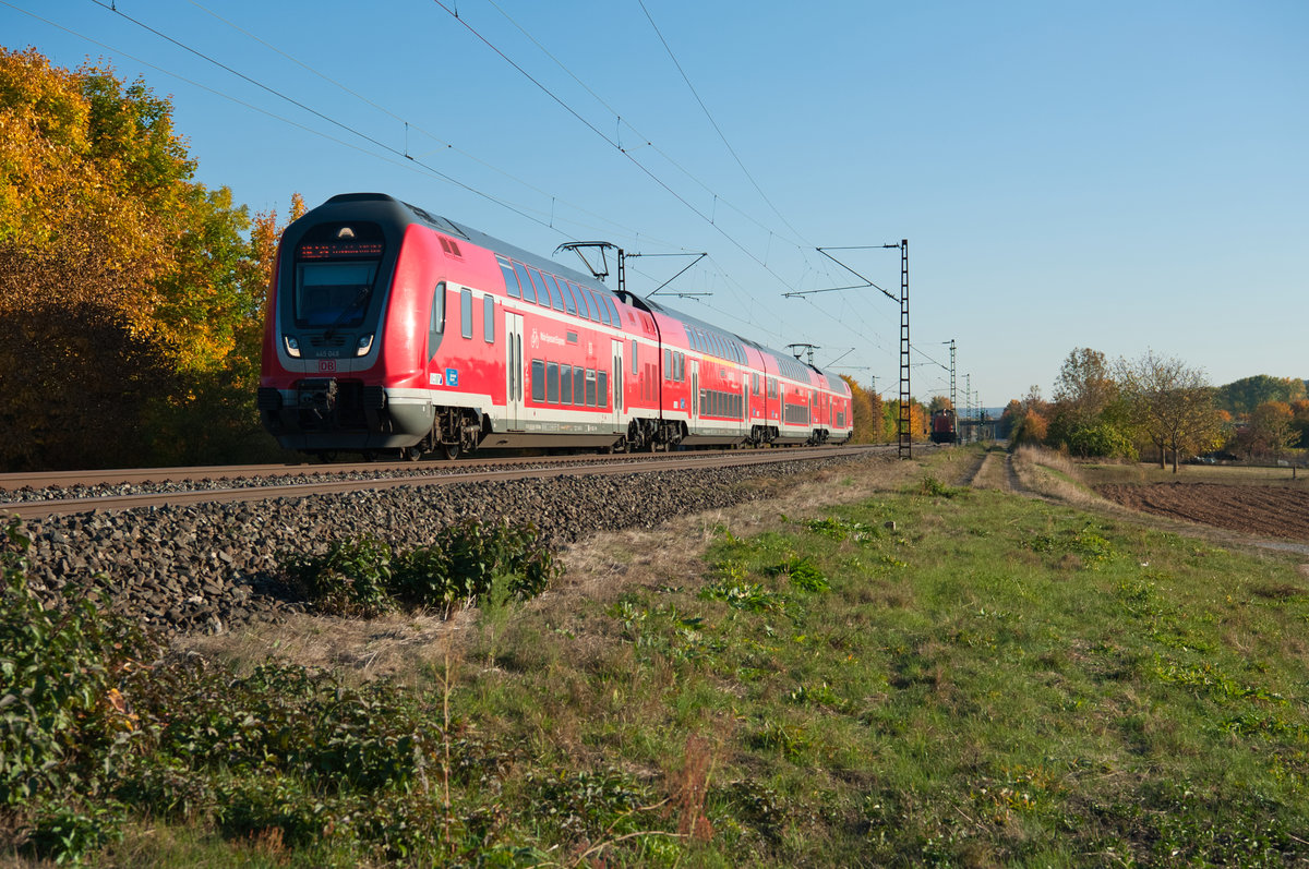 445 049-0 als RE 4624 von Bamberg nach Frankfurt am Main Hbf bei Thüngersheim, 13.10.2018